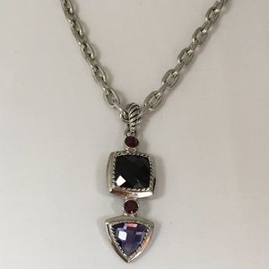 Silver tone necklace